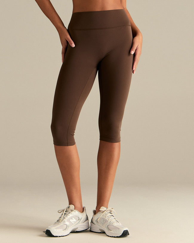 Essential Capri Leggings | Cocoa