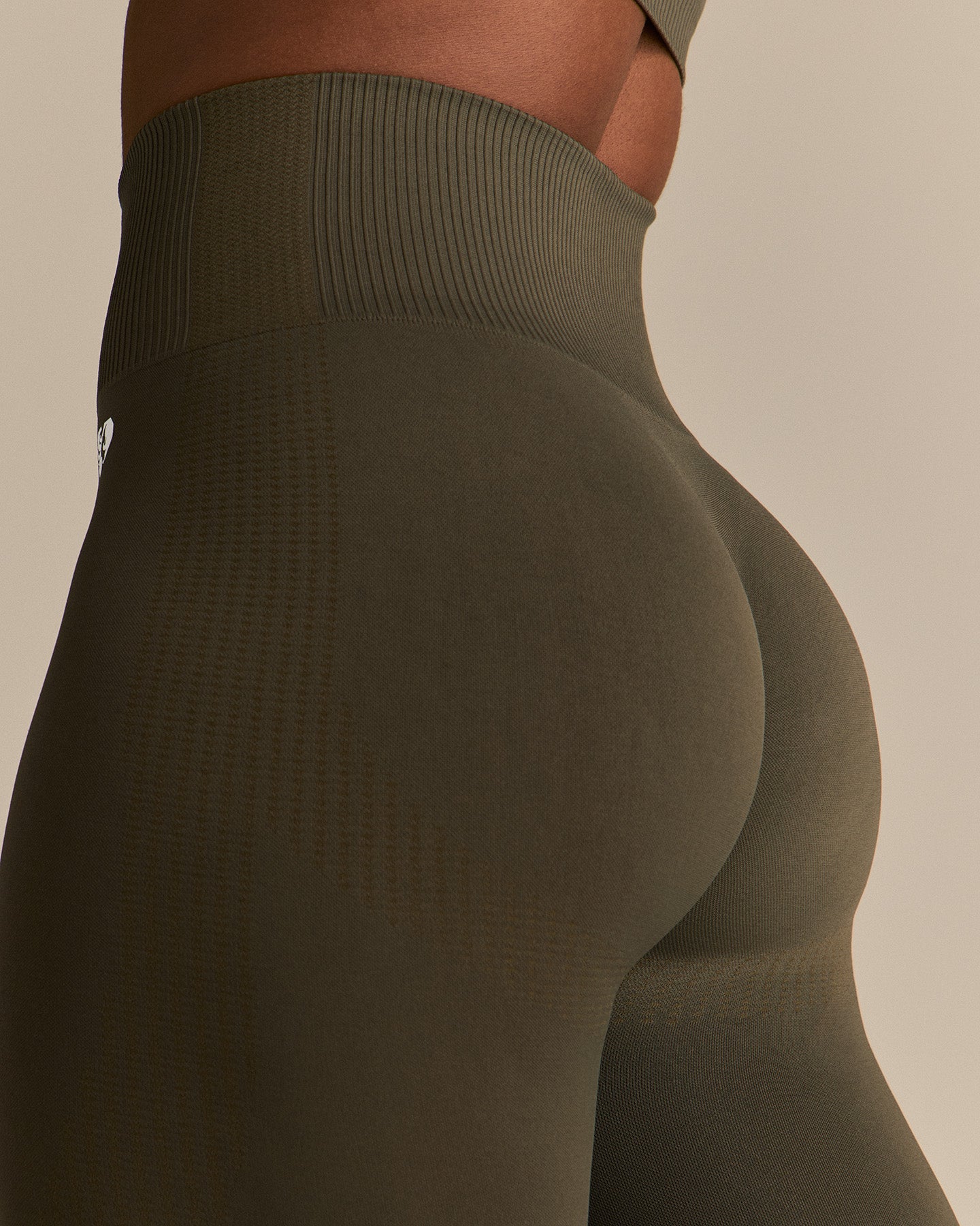 Power Seamless Scrunch Leggings | Dark Olive