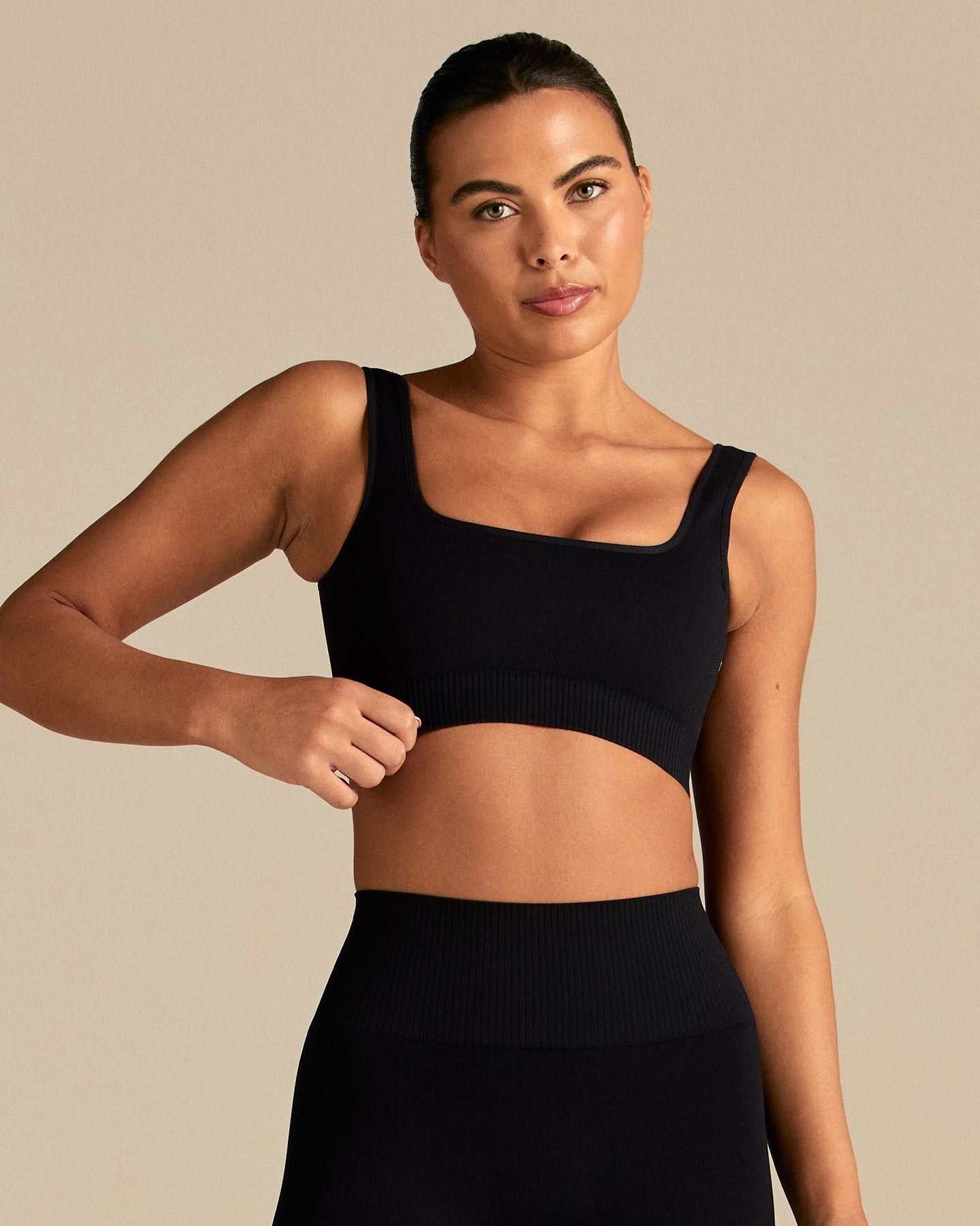 Power Seamless Open Back Mini Bra | Black