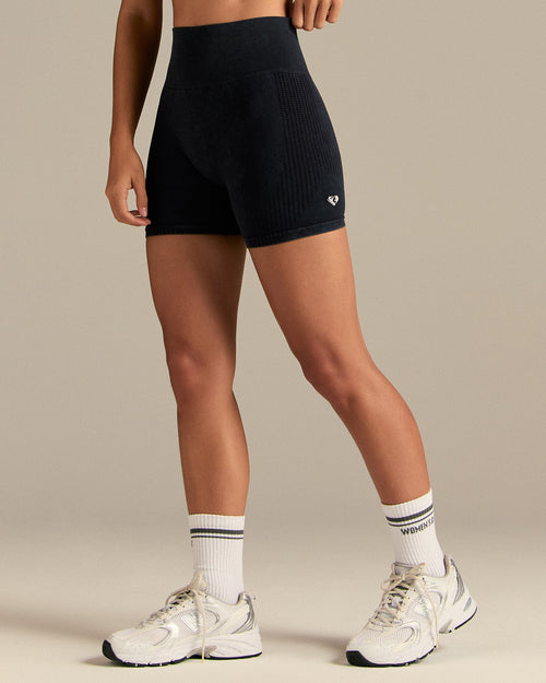 Power Seamless Shorts | Washed Black