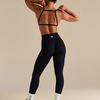 Define 2.0 Seamless High Neck Backless Bra | Black