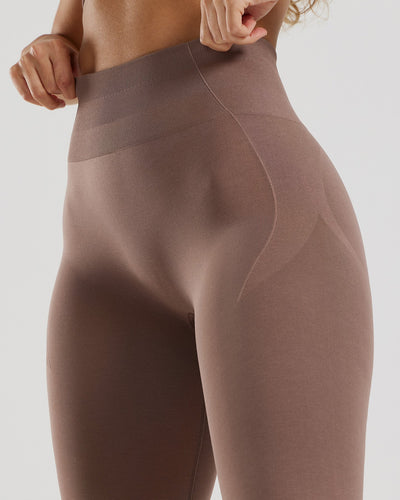 Define 2.0 Seamless Scrunch Leggings | Mocha
