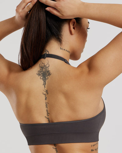 Power Seamless Halter Neck Bra | Graphite