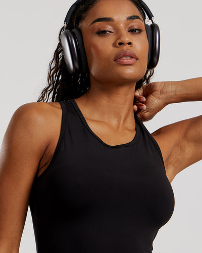 Essential Crop Tank Top | Black