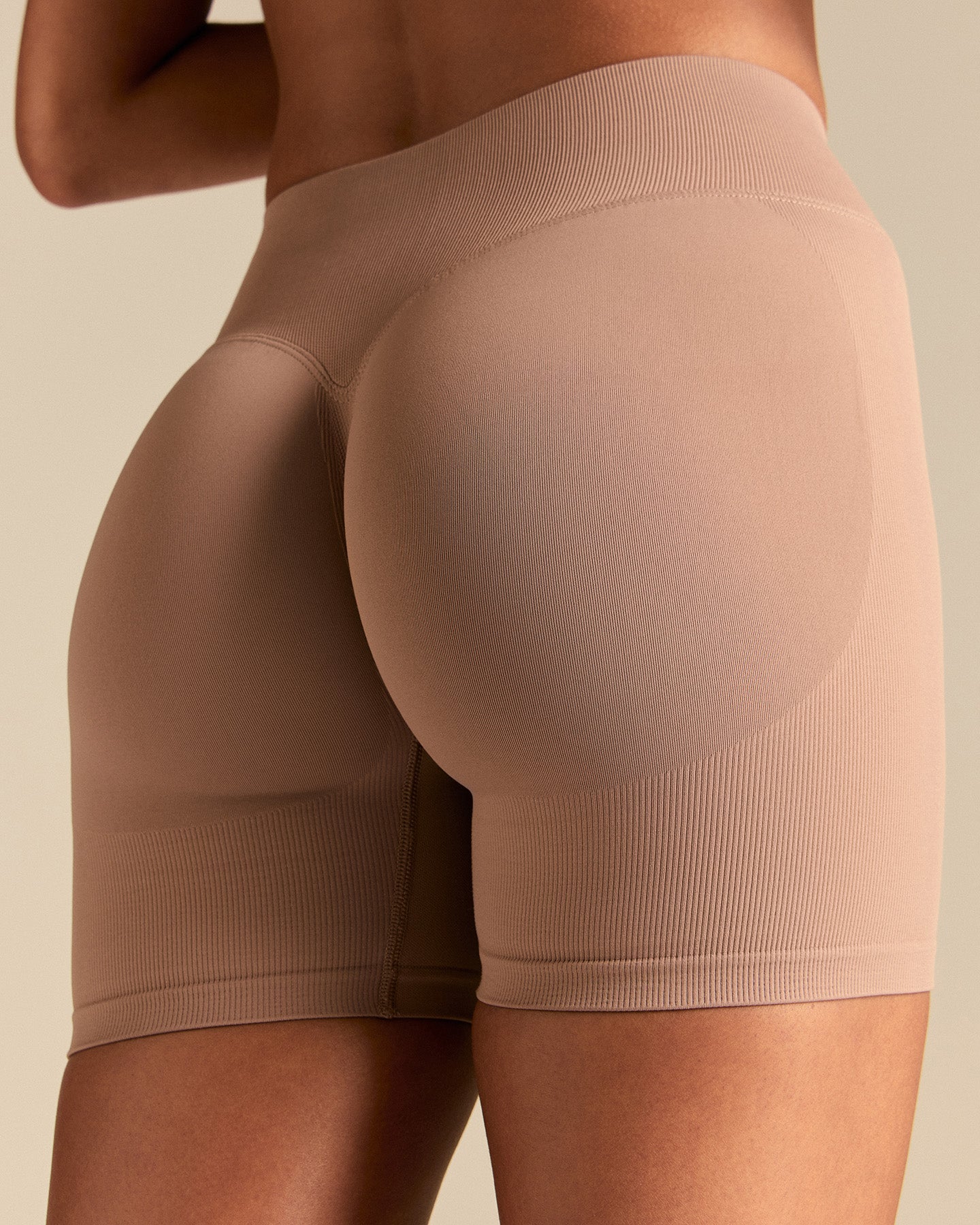 Emphasize Mid Waist 5" Shorts | Mauve Taupe