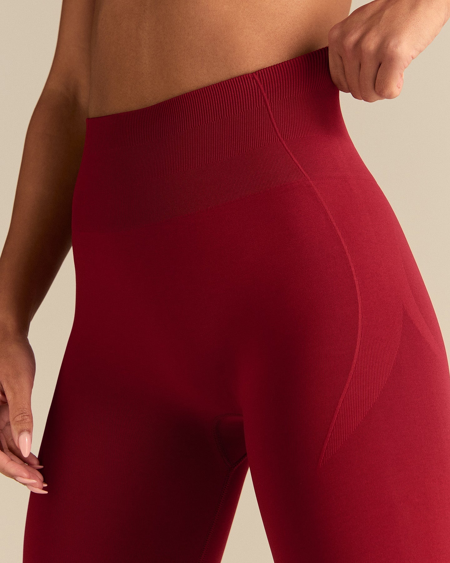 Define 2.0 Seamless Scrunch Leggings | True Red