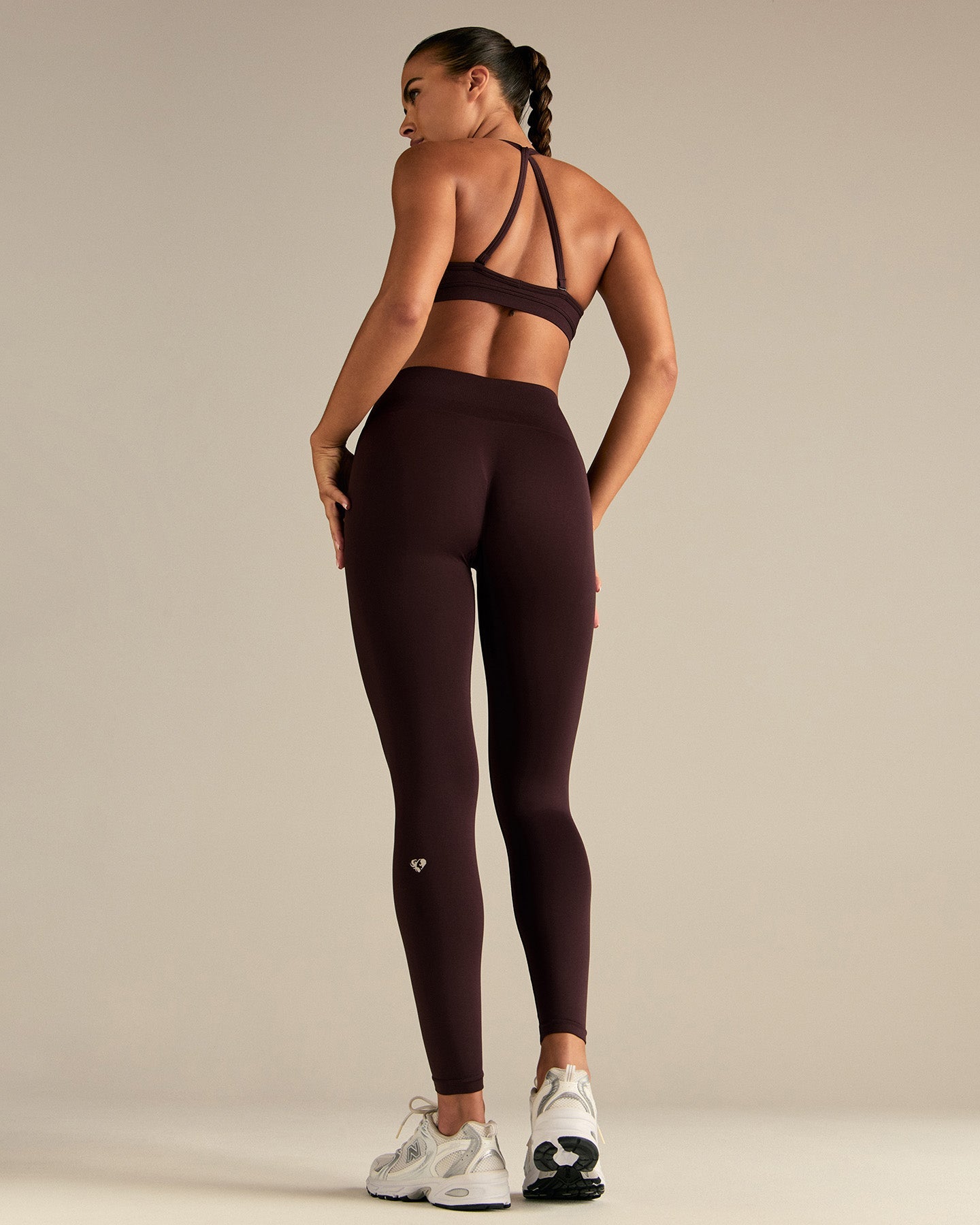 Define 2.0 Seamless Scrunch Leggings | Cafe Noir