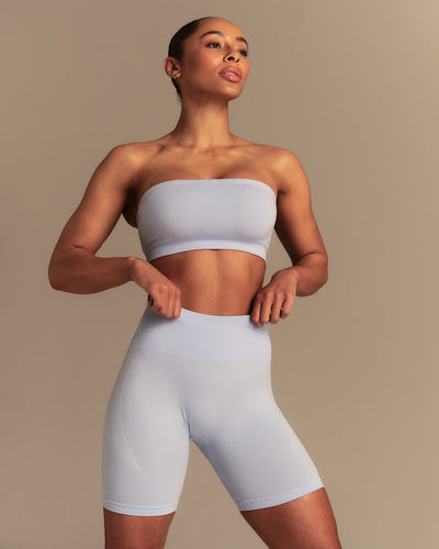 Define 2.0 Seamless Scrunch 6" Shorts | Airy Blue