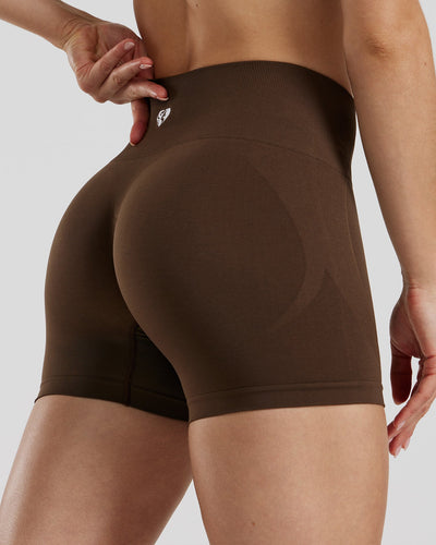 Define 2.0 Seamless Scrunch 4" Shorts | Cocoa