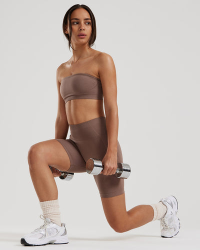 Define 2.0 Seamless Scrunch 6" Shorts | Mocha