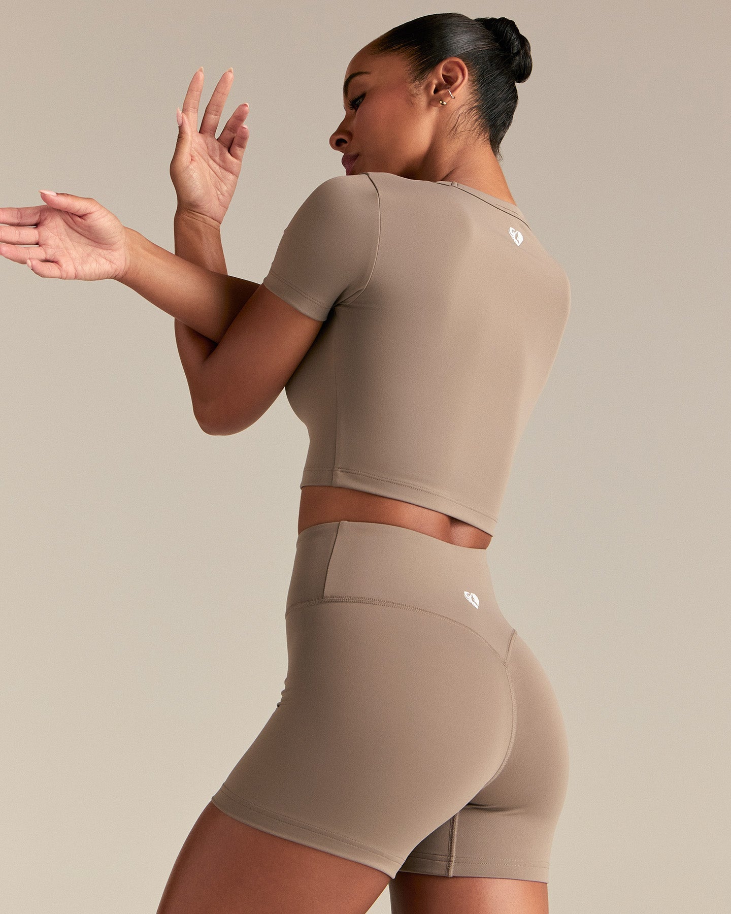 Essential Cropped Short Sleeve Tee | Taupe Grey