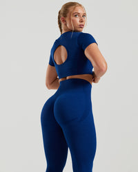 Motion Seamless Short Sleeve Crop Top | Ink Blue