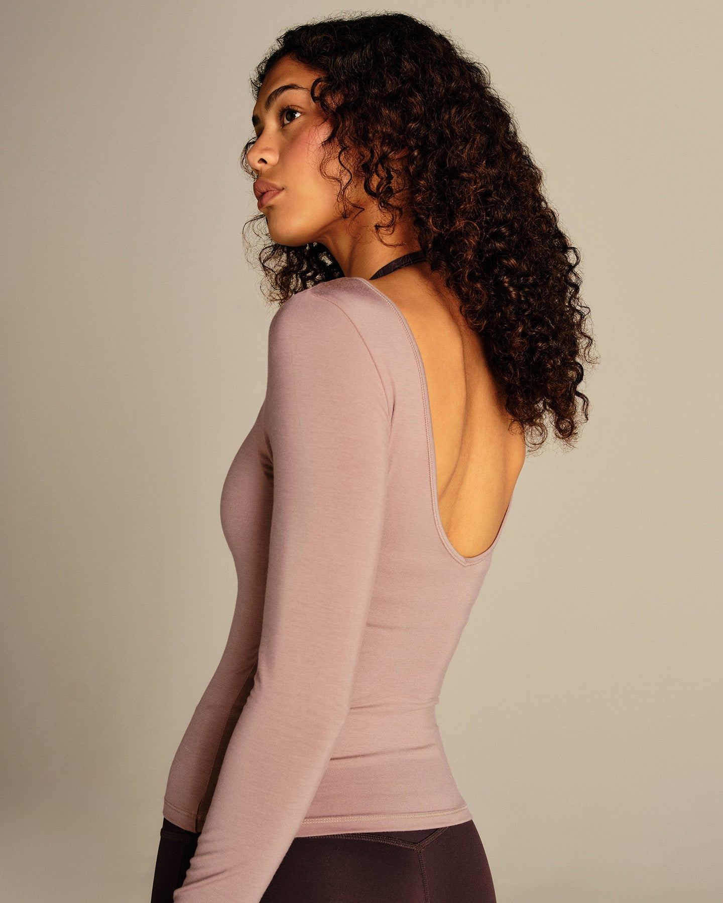 Smooth Contour Long Sleeve Reversible T-Shirt | Mauve Taupe