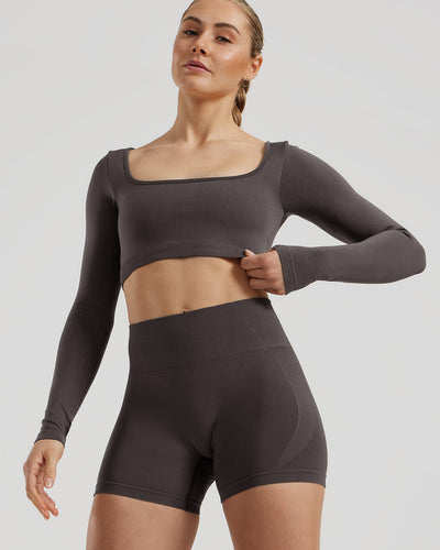 Define 2.0 Seamless Long Sleeve Built-In Bra Top | Graphite