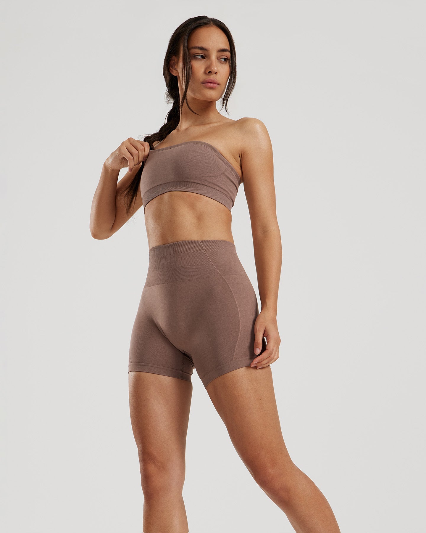 Define 2.0 Seamless Bandeau Bra | Mocha