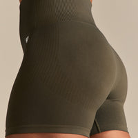 Power Seamless Shorts | Dark Olive