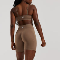 Define 2.0 Seamless Scrunch 6" Shorts | Caribou