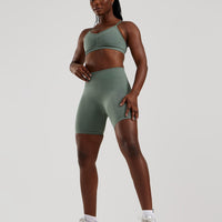 Define 2.0 Seamless Scrunch 6" Shorts | Sage