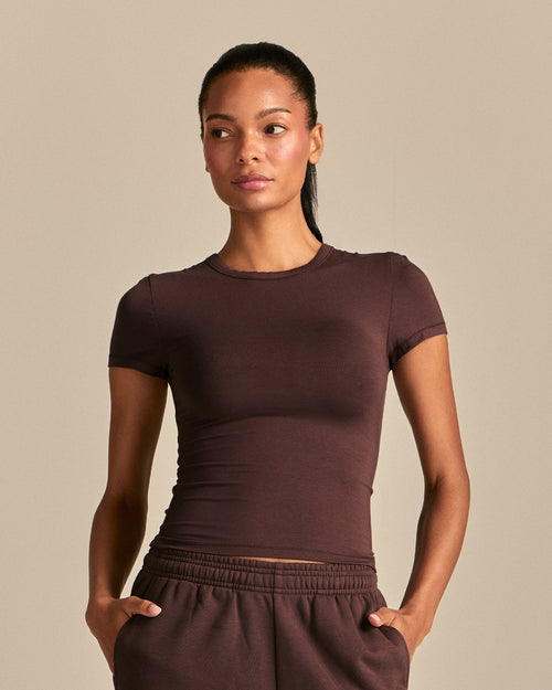 Smooth Contour Midi Short Sleeve T-Shirt | Cocoa Powder