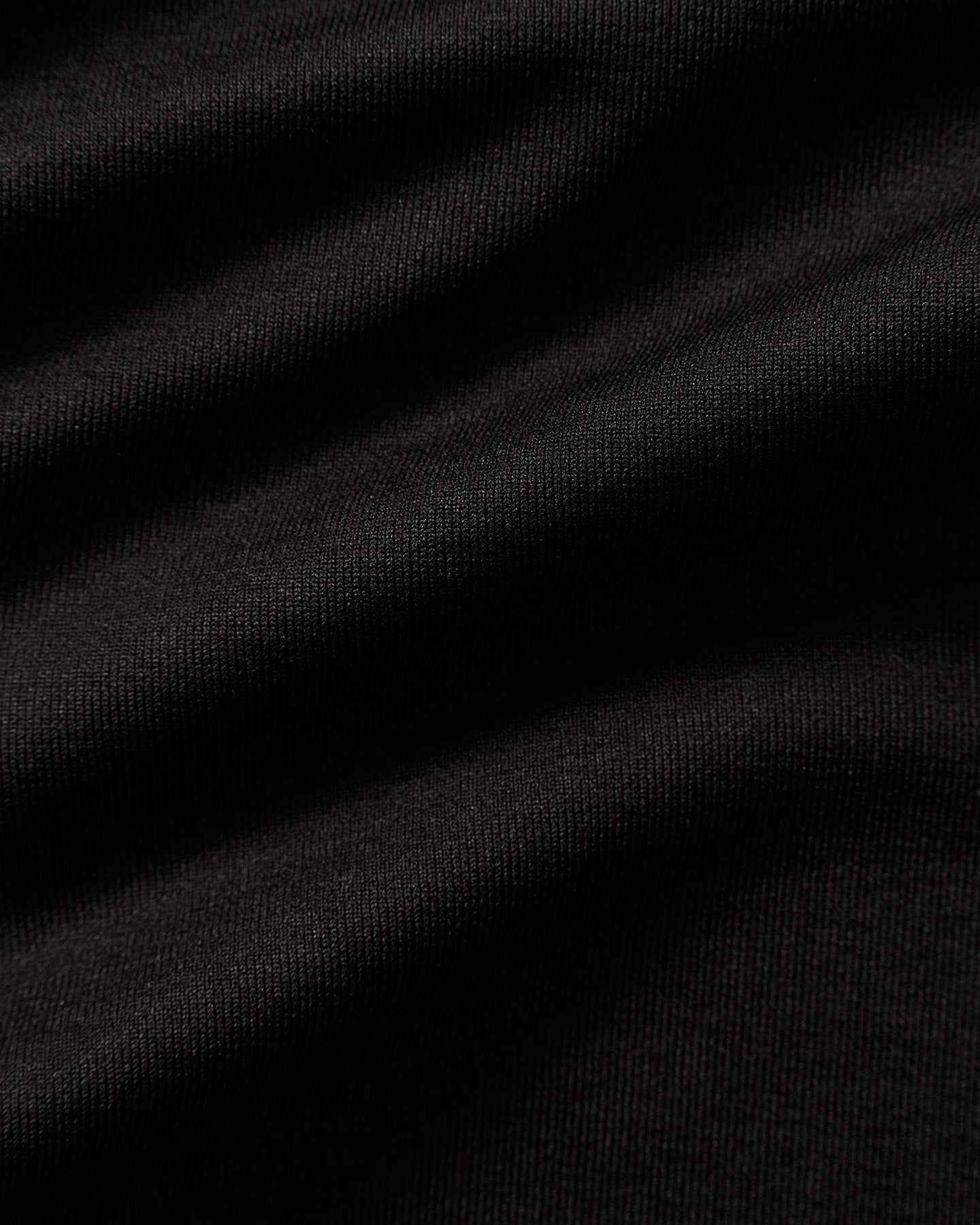 Motion Seamless Long Sleeve Midi Top | Black