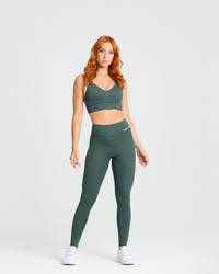 Hold High Support Sports Bra | Jungle Green